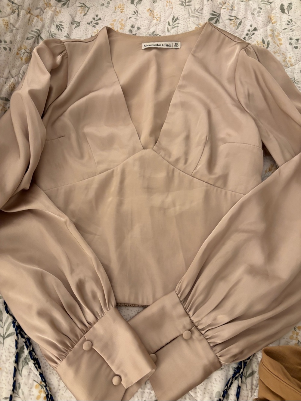 XS 6 Shirt Bundle - Picture 5 of 7